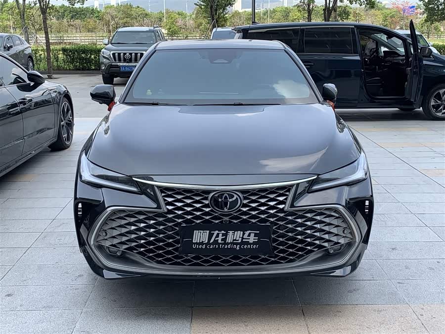Toyota Avalon 2025 car image #3