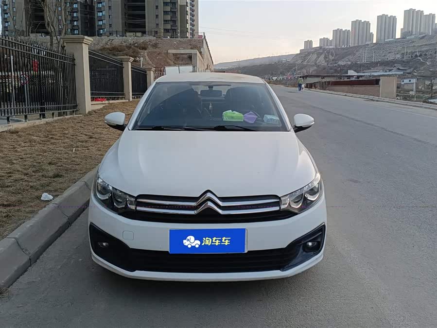 Citroen C-Elysée 2017 imagem de carro #3