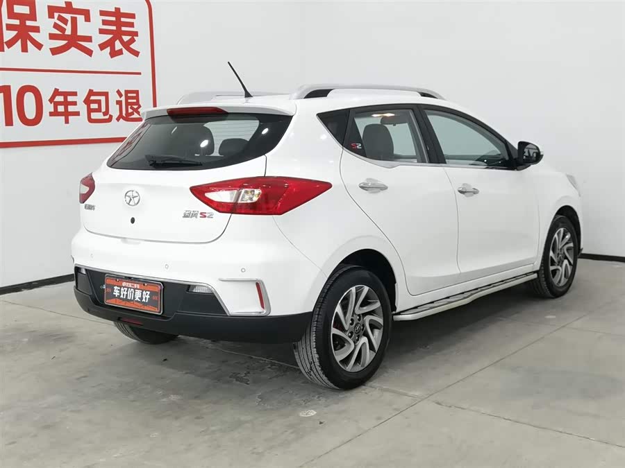 JAC 2016 car image #3