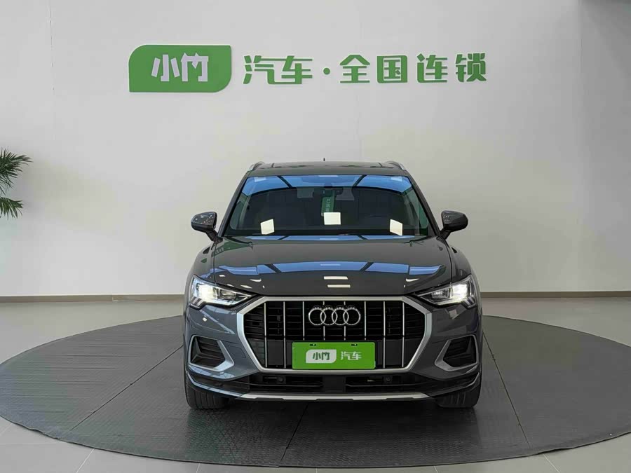 Audi Q3 2021 car image #3