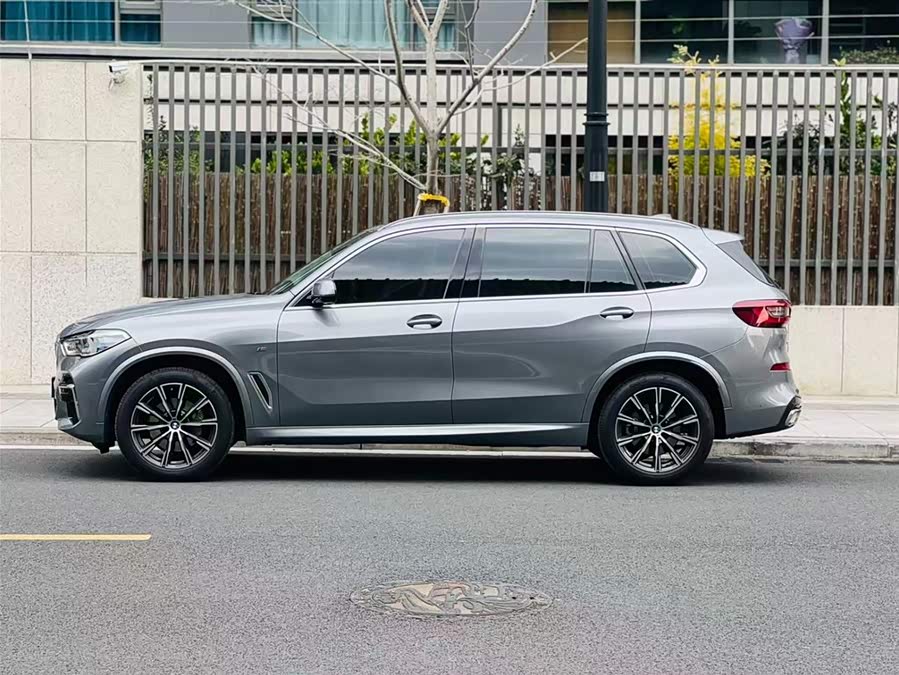 BMW X5 2022 imagen de coche #3