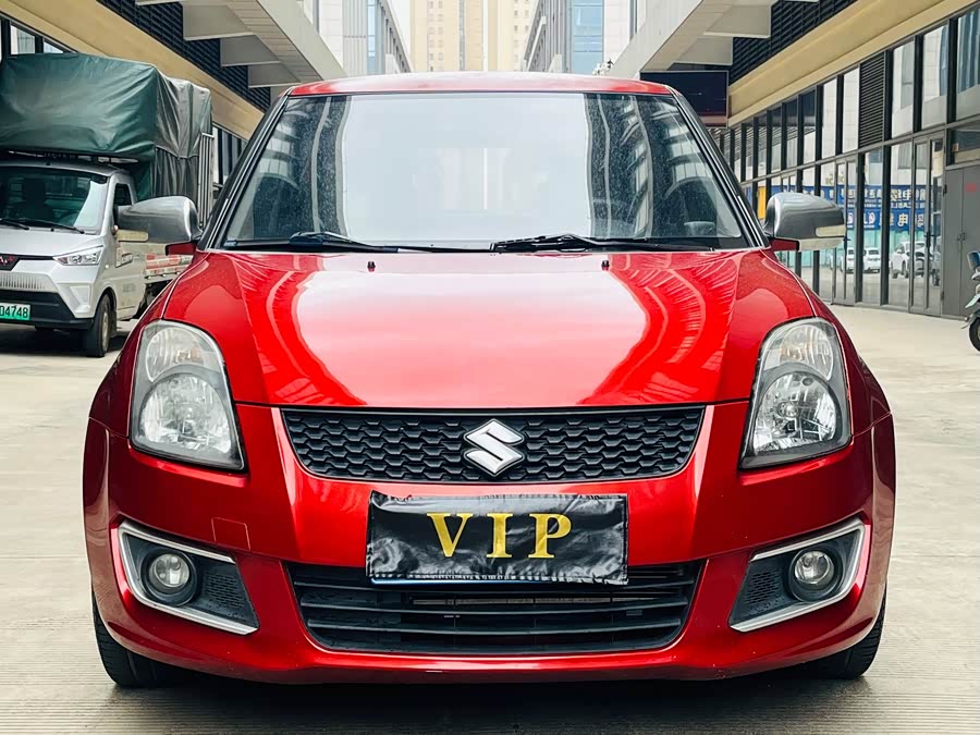 铃木 雨燕 2013 汽车图片 #3