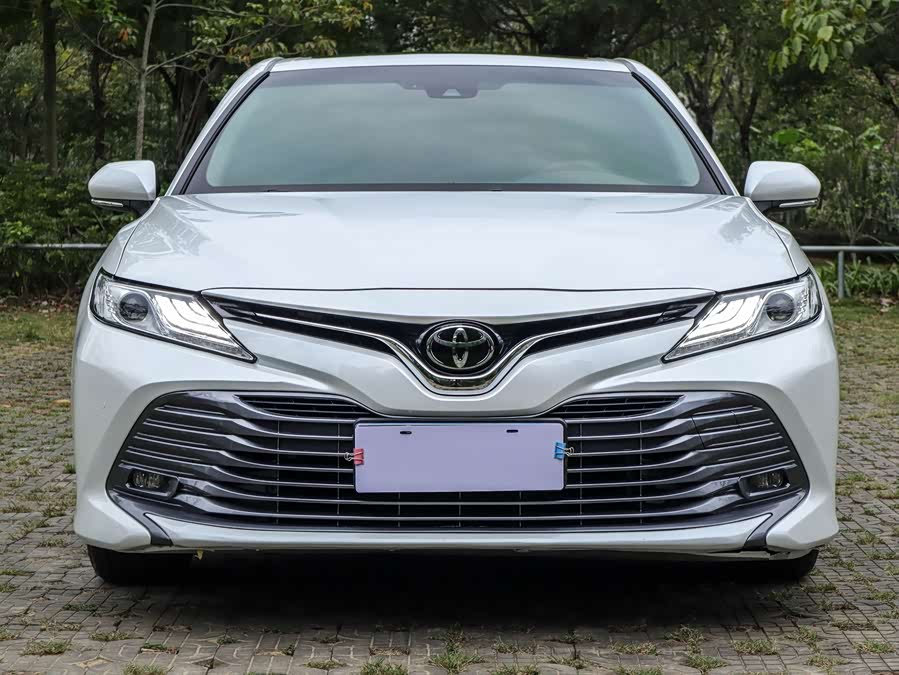 Toyota Camry 2020 car image #3