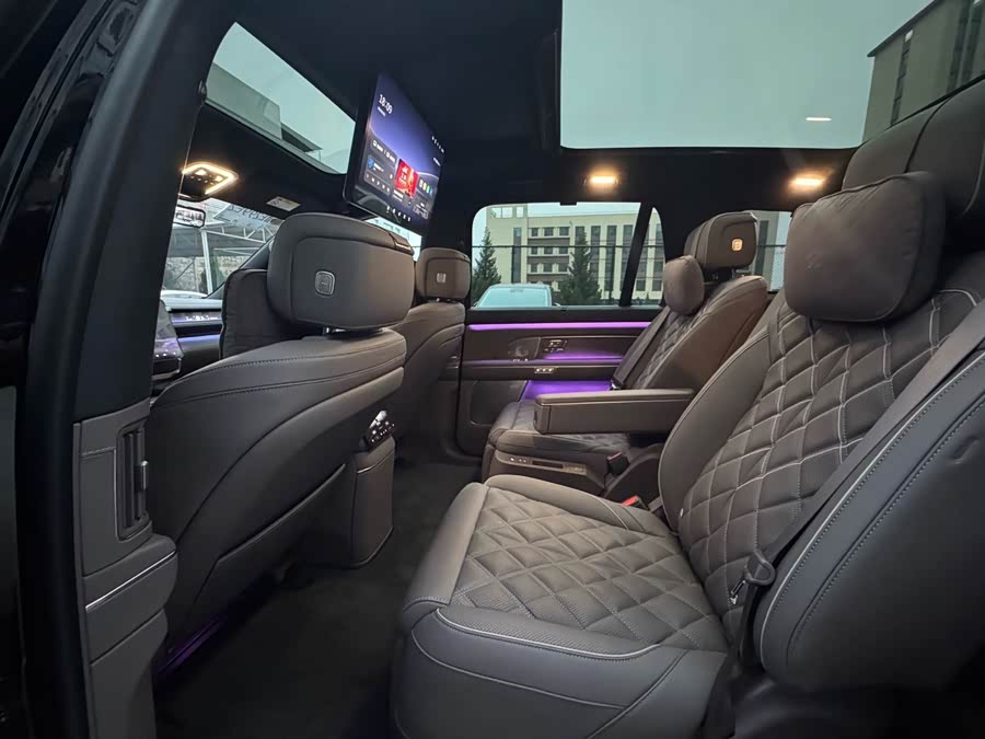 蔚来 蔚来ES8 2026 汽车图片 #3