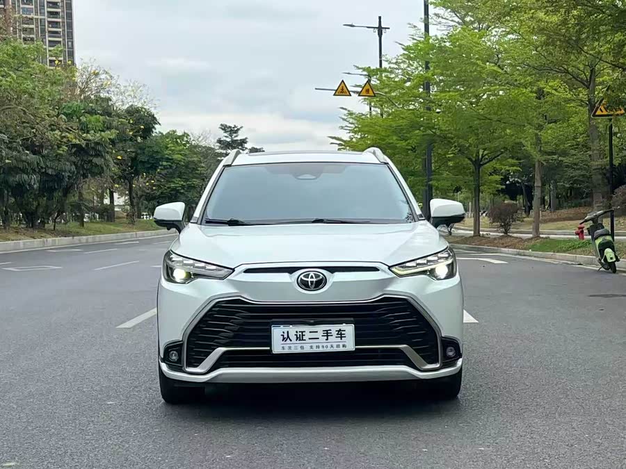 Toyota Frontlander 2023 car image #3