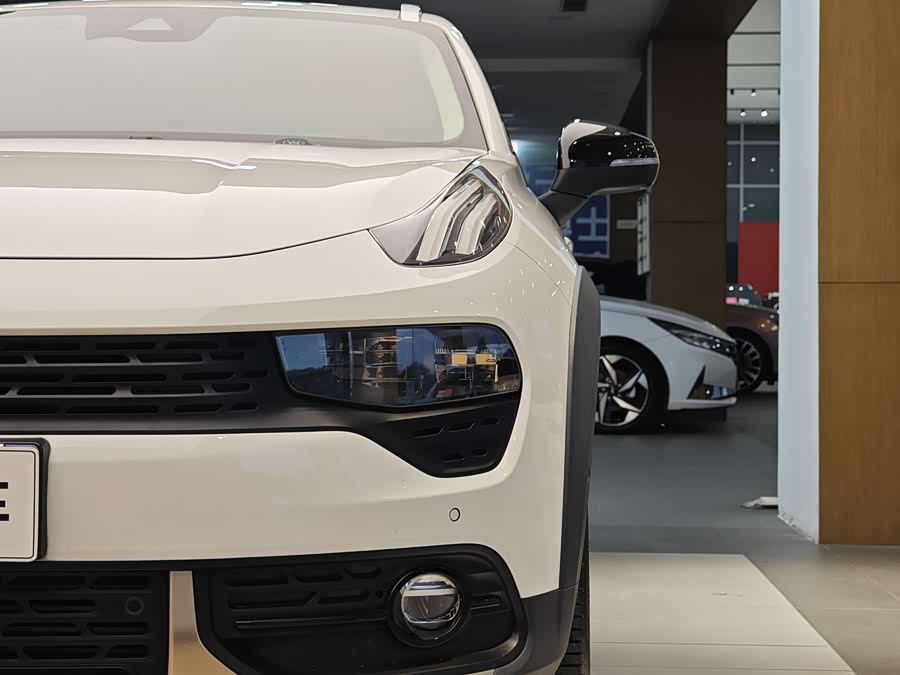 Lynk & Co 02 2019 #3 Lynk & Co 02 2019 car image #3