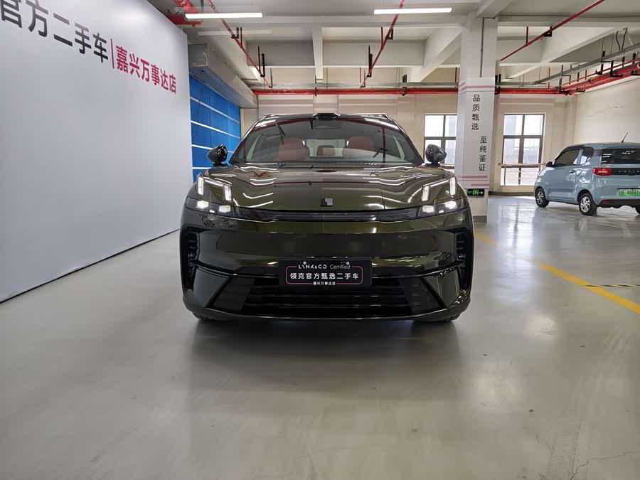 Lynk & Co 08 EM-P 2025 car image #3