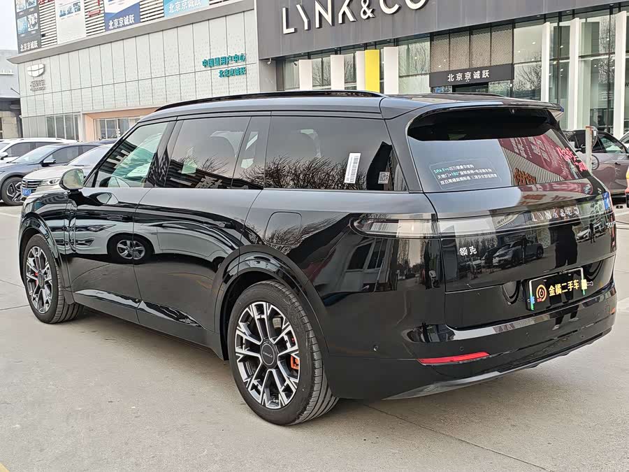Lynk & Co 900 2025 #3 Lynk & Co 900 2025 car image #3
