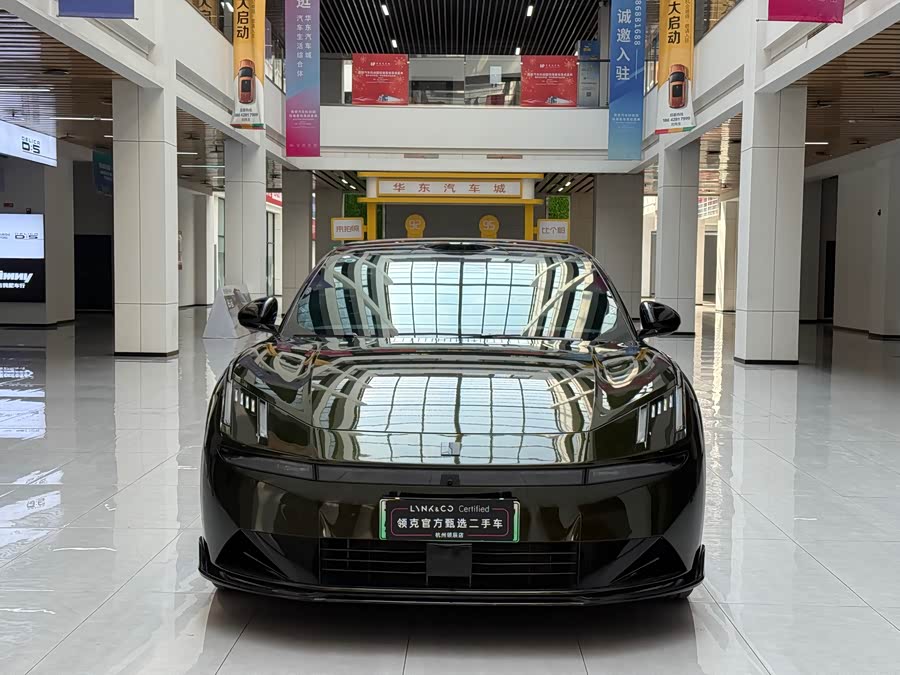 Lynk & Co 10 EM-P 2025 car image #3