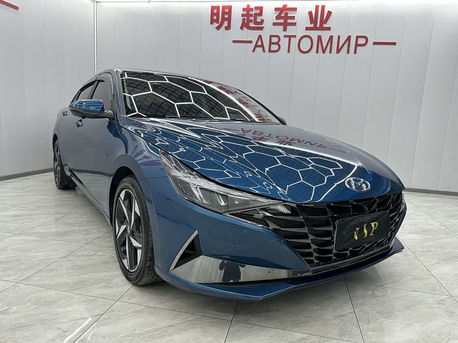 Hyundai Elantra 2023 immagine di auto #3