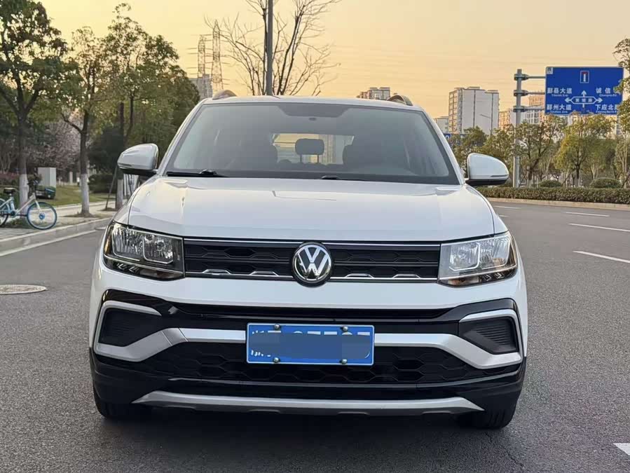 Volkswagen T-Cross 2020 car image #3