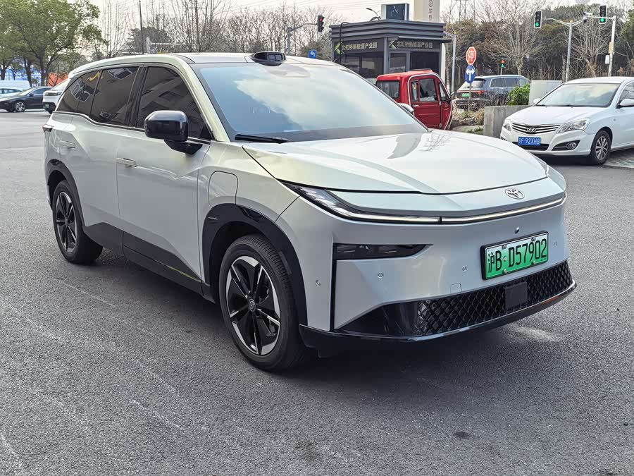 Toyota Bozhi 3X 2025 immagine di auto #3