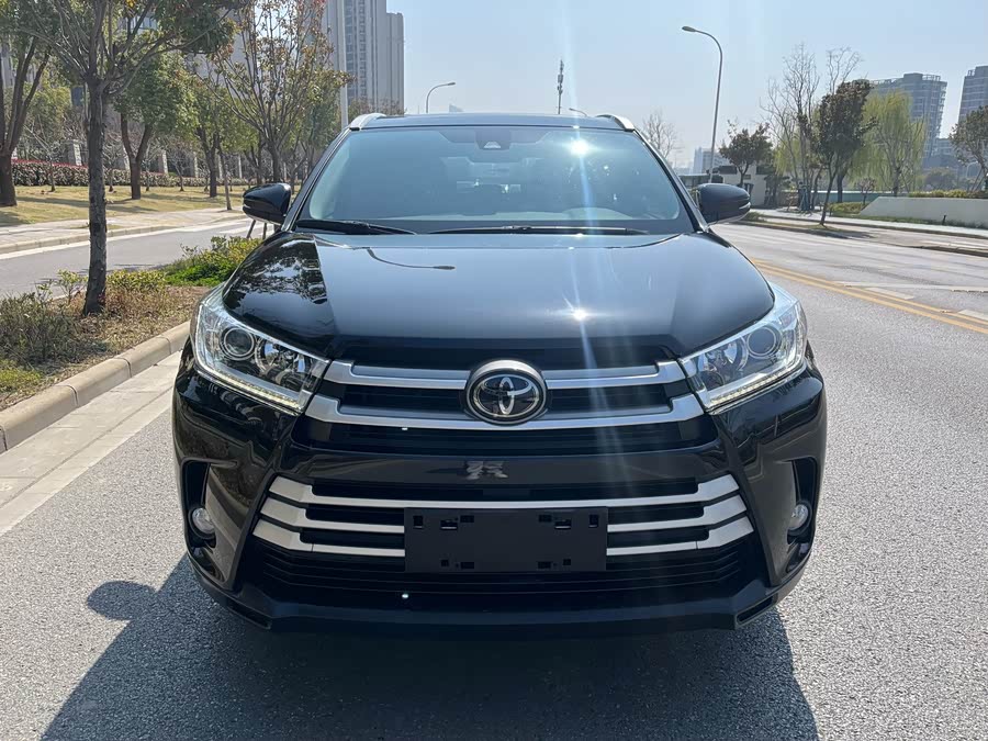 Toyota Highlander 2021 car image #3