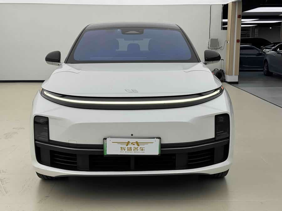 Li L7 2023 صورة سيارة #3