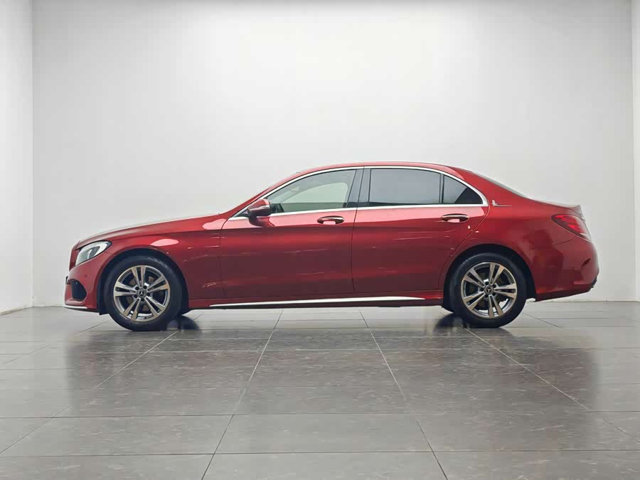 Mercedes-Benz C Class 2018 car image #3