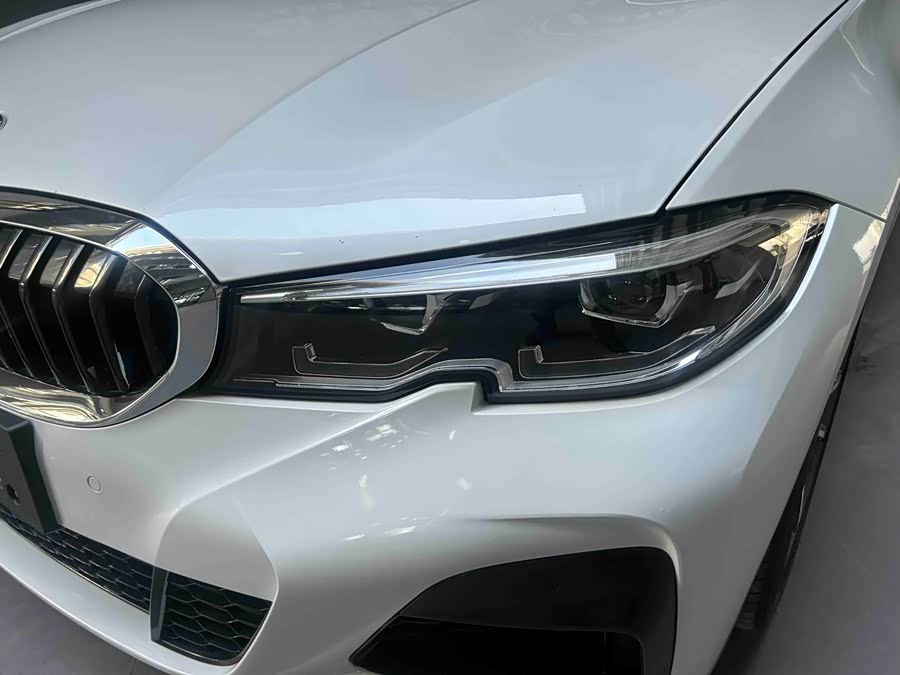 BMW 3 Series 2020 car image #3