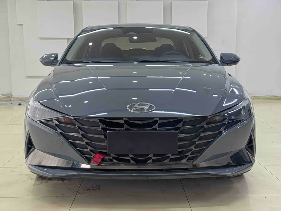 Hyundai Elantra 2022 immagine di auto #3