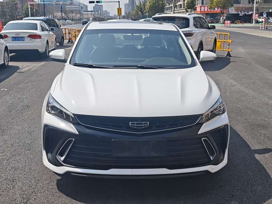 GEELY Binray 2022 immagine di auto #3