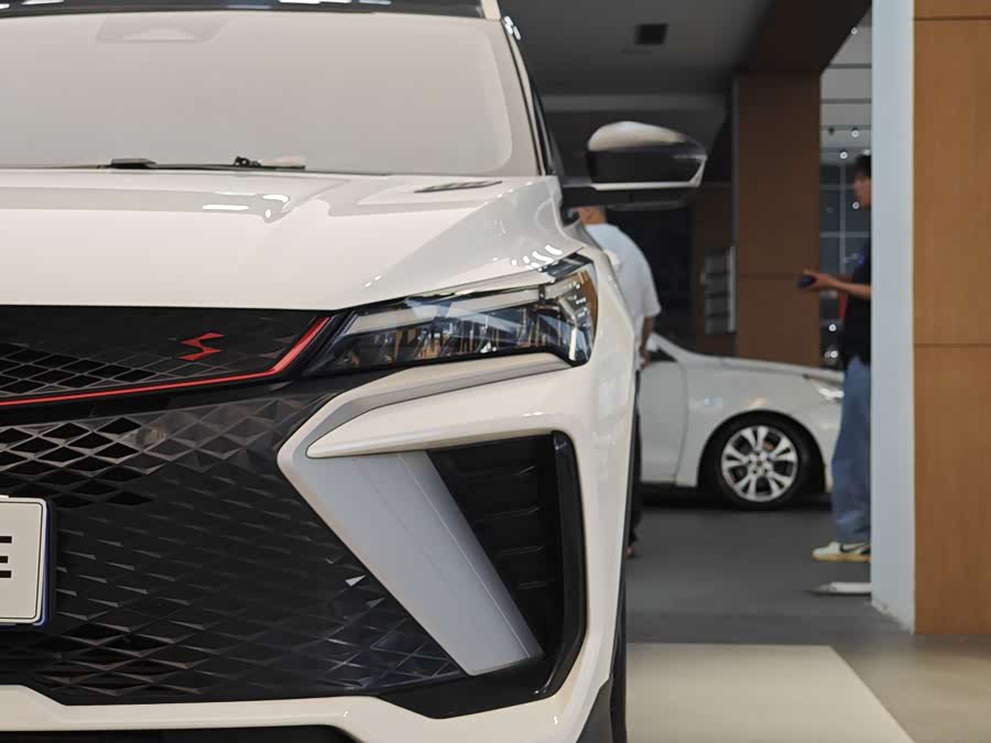 GEELY Coolray 2022 #3 GEELY Coolray 2022 car image #3