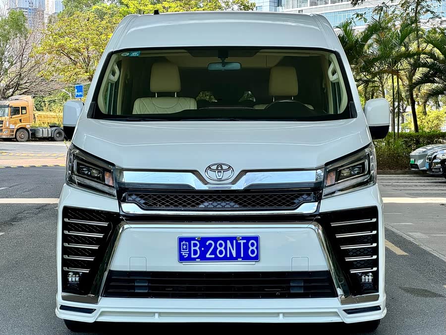 Toyota 2022 car image #3