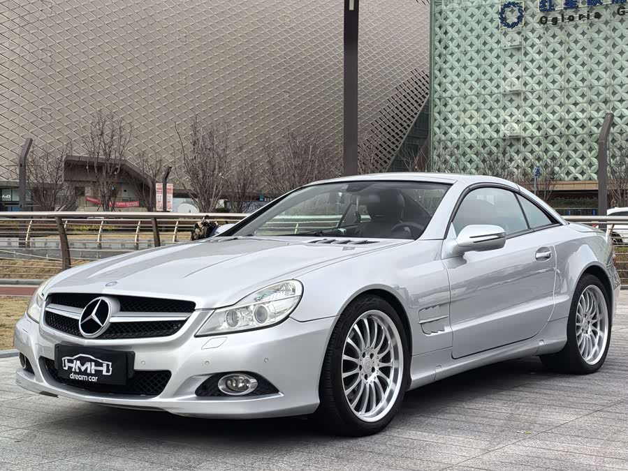 Mercedes-Benz SL Class 2010 immagine di auto #3