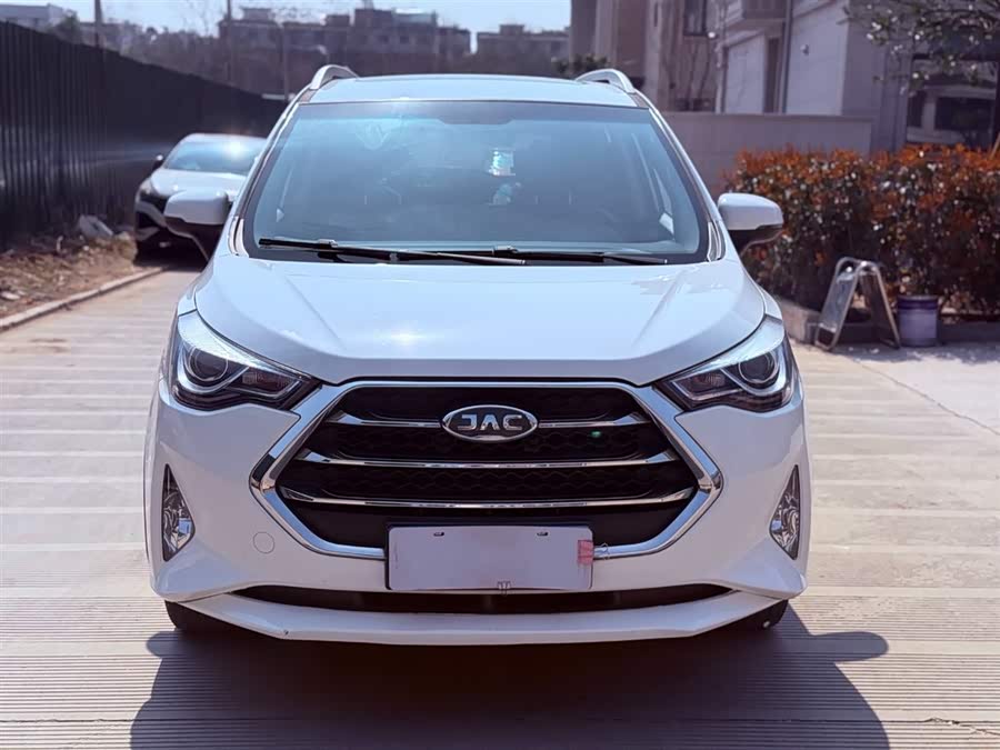 JAC 2018 imagem de carro #3