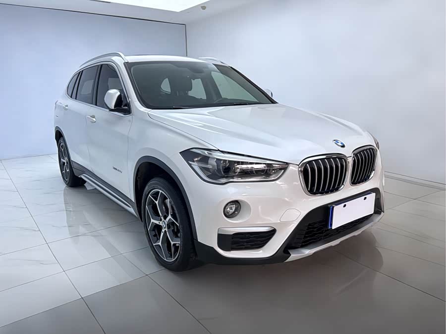 BMW X1 2017 #3 BMW X1 2017 car image #3