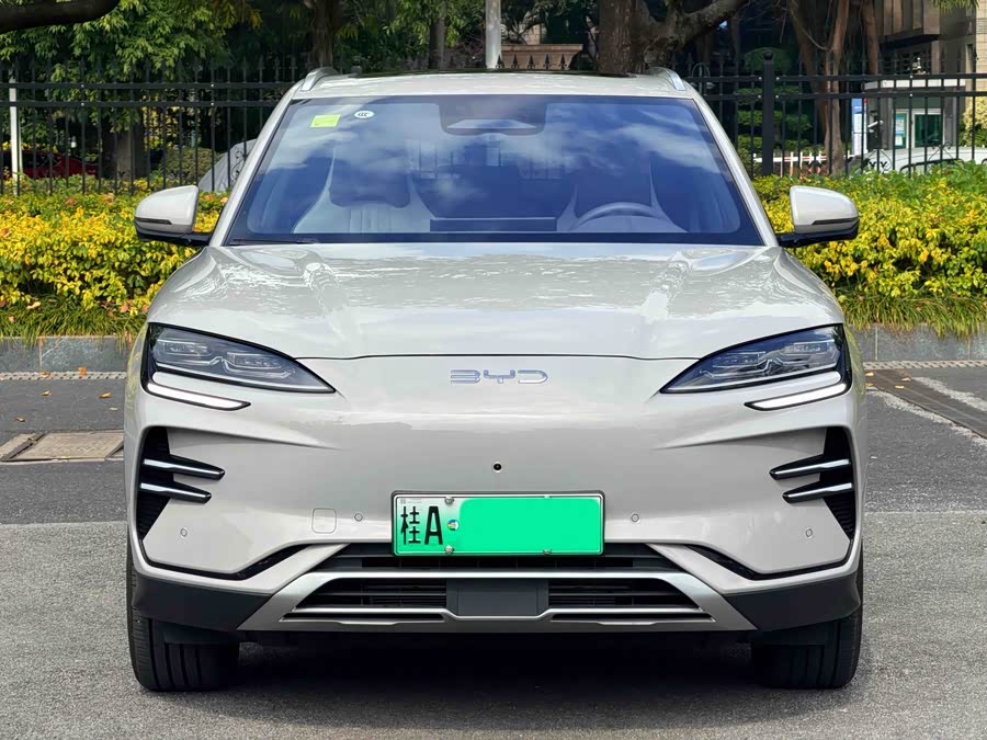 BYD Song Plus New Energy 2025 car image #3