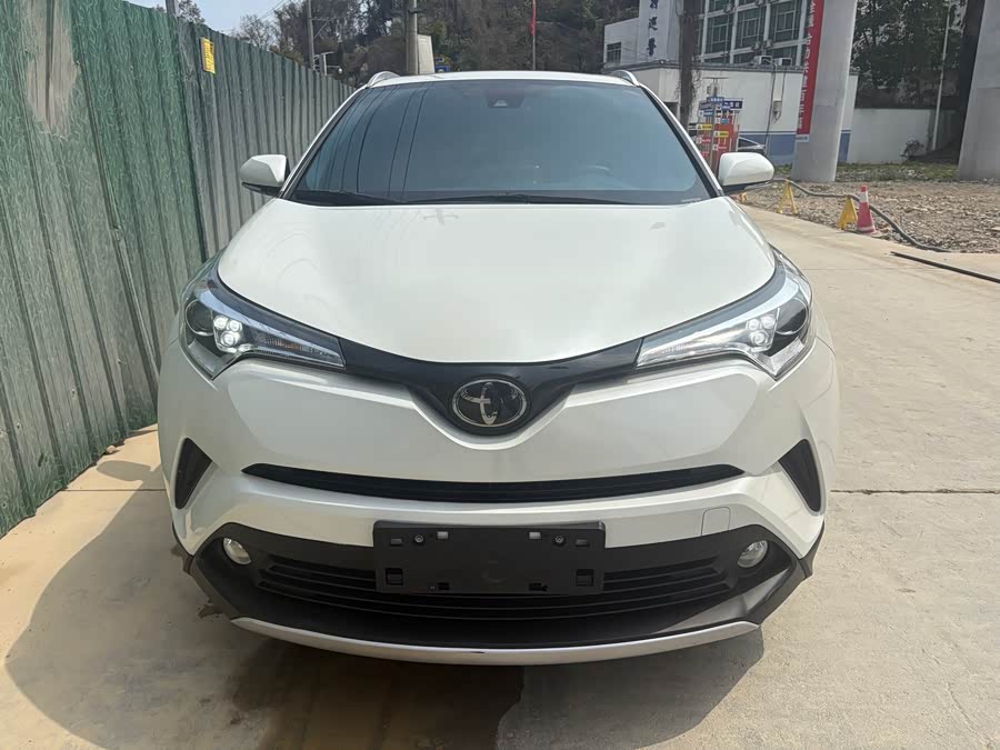 Toyota Izoa 2020 car image #3