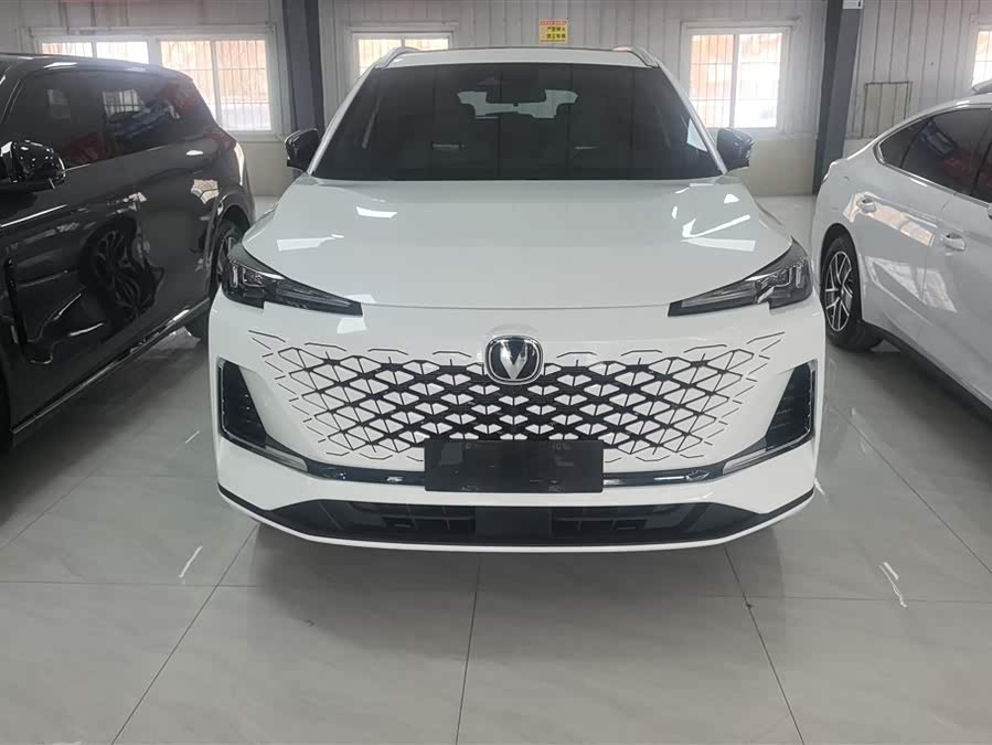 Changan CS55PLUS PHEV 2025 immagine di auto #3