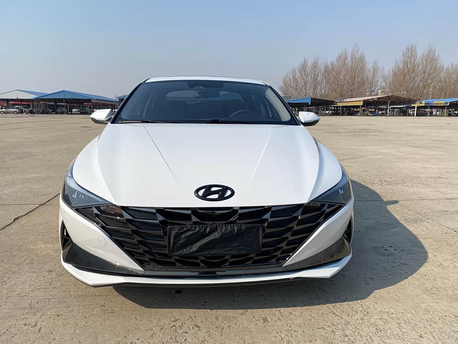 Hyundai Elantra 2022 car image #3