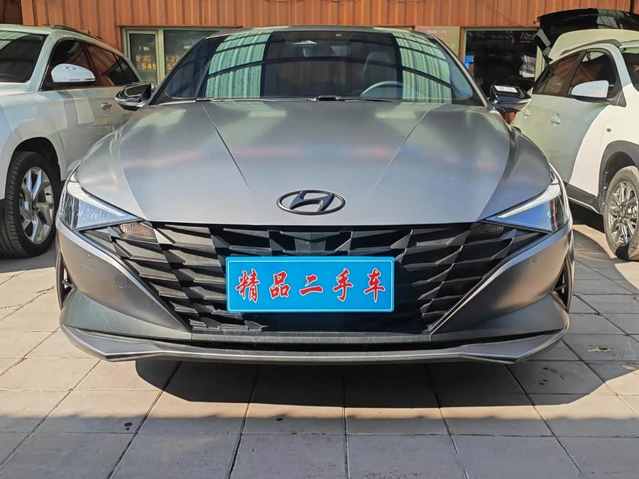 Hyundai Elantra 2023 immagine di auto #3