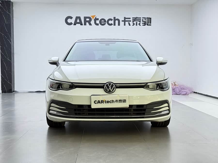 Volkswagen Golf 2024 car image #3