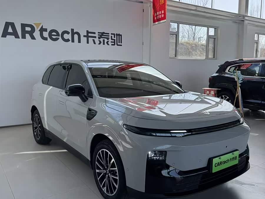 零跑汽车 零跑B10 2025 汽车图片 #3