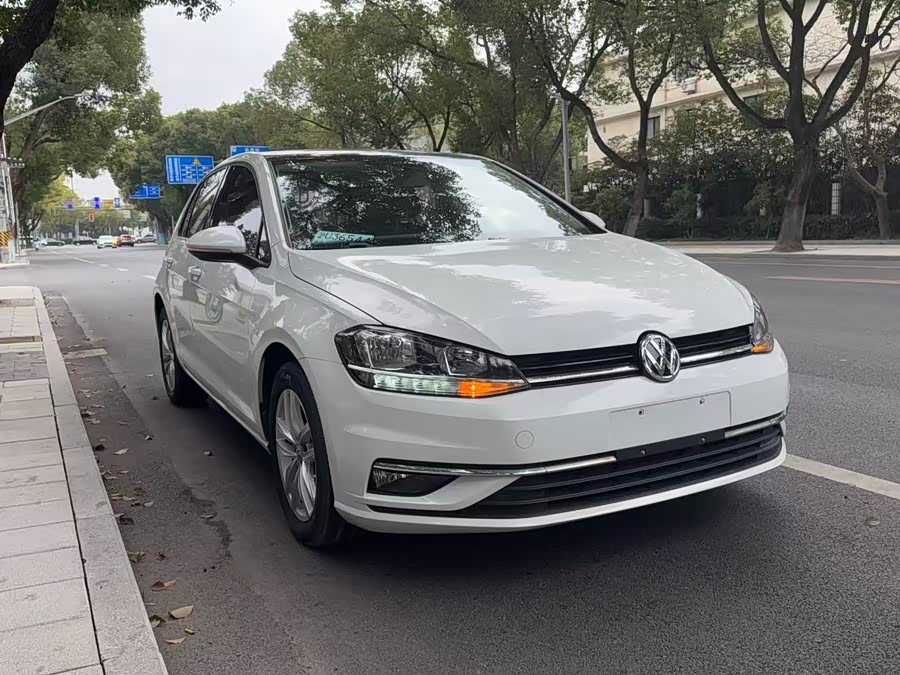 Volkswagen Golf 2015 car image #3