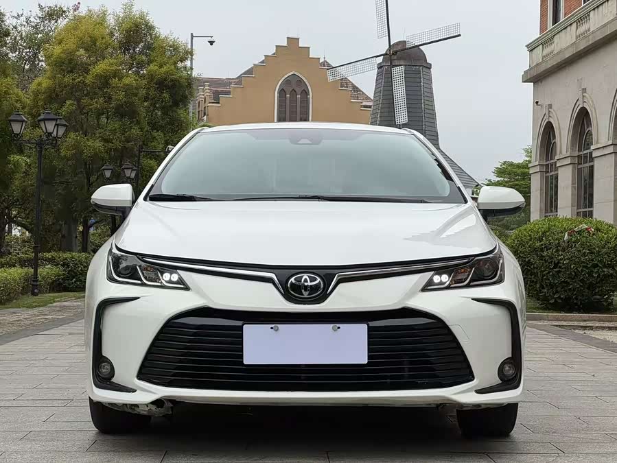 Toyota Corolla 2023 car image #3