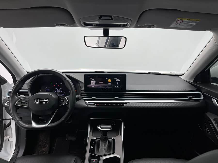 GEELY Emgrand 2022 car image #3