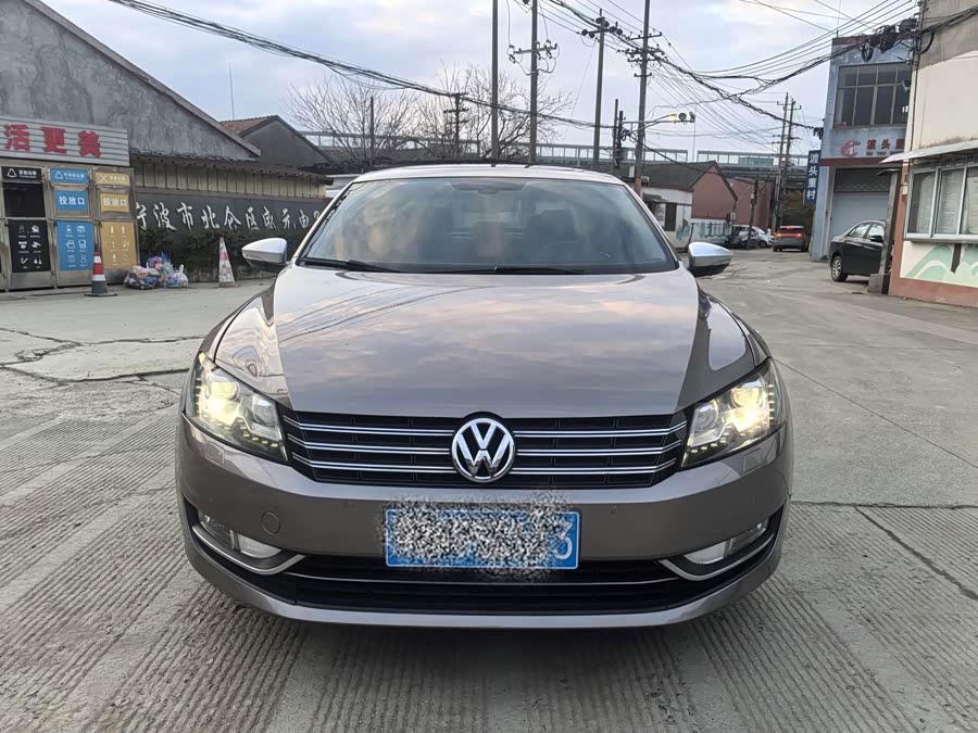 Volkswagen Passat 2011 изображение автомобиля #3