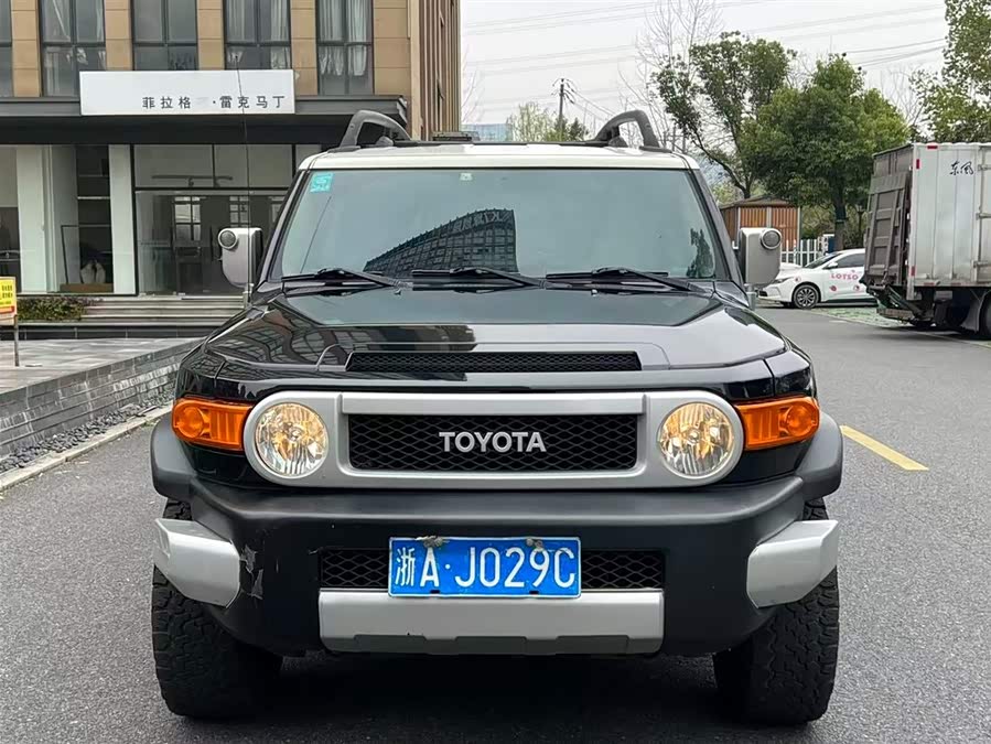 Toyota FJ Cruiser 2007 car image #3