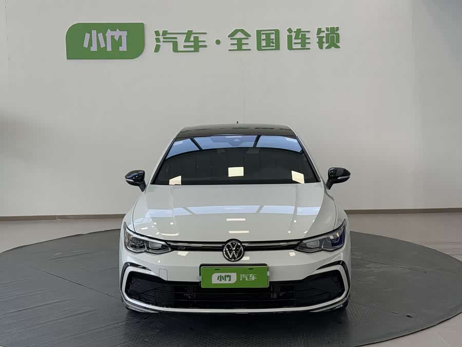 Volkswagen Golf 2022 car image #3