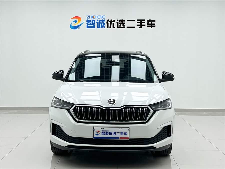 Skoda Kamiq 2023 immagine di auto #3