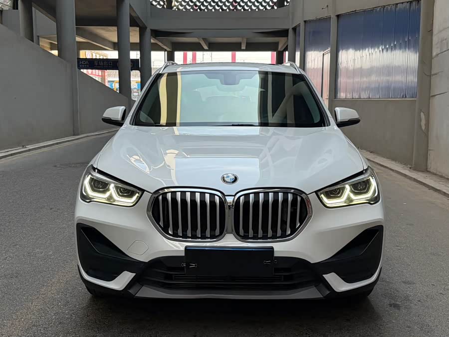 BMW X1 2021 #3 BMW X1 2021 car image #3