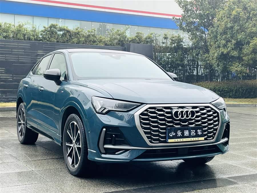 Audi Q3 Sportback 2023 изображение автомобиля #3