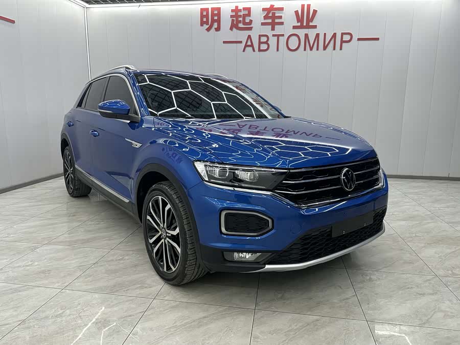 Volkswagen T-Roc 2022 car image #3