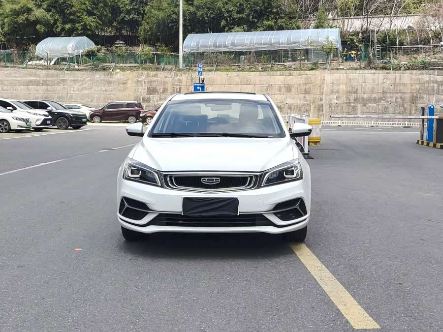 GEELY Emgrand 2019 car image #3