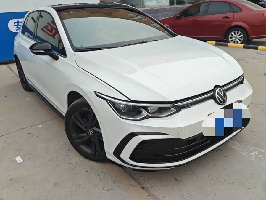 Volkswagen Golf 2021 car image #3