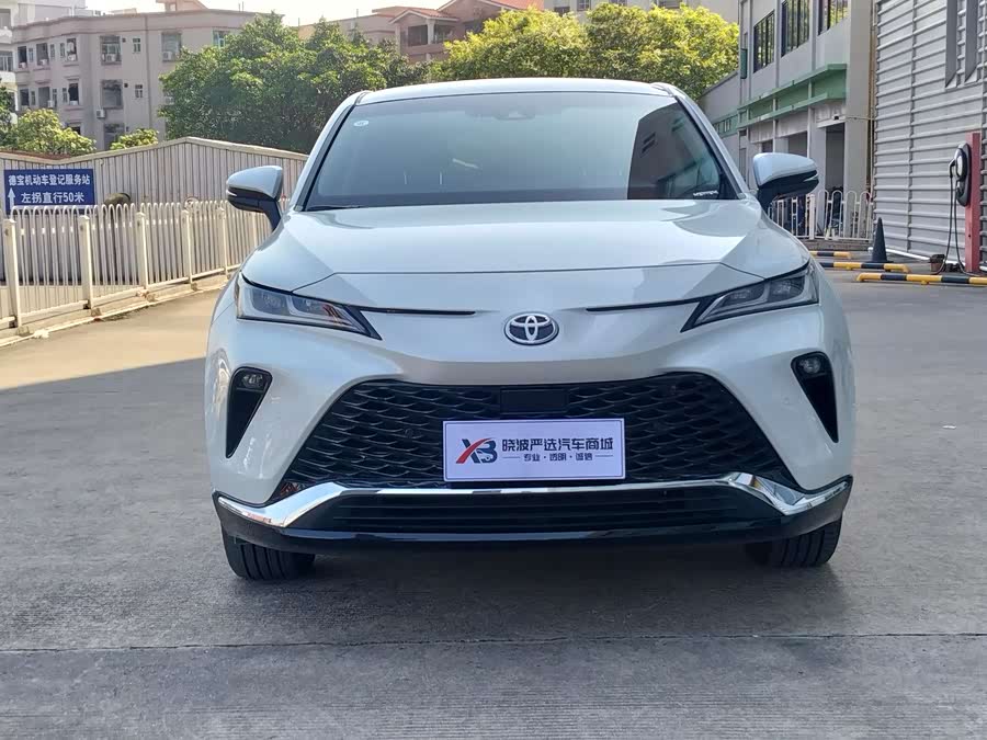 Toyota Venza 2023 car image #3