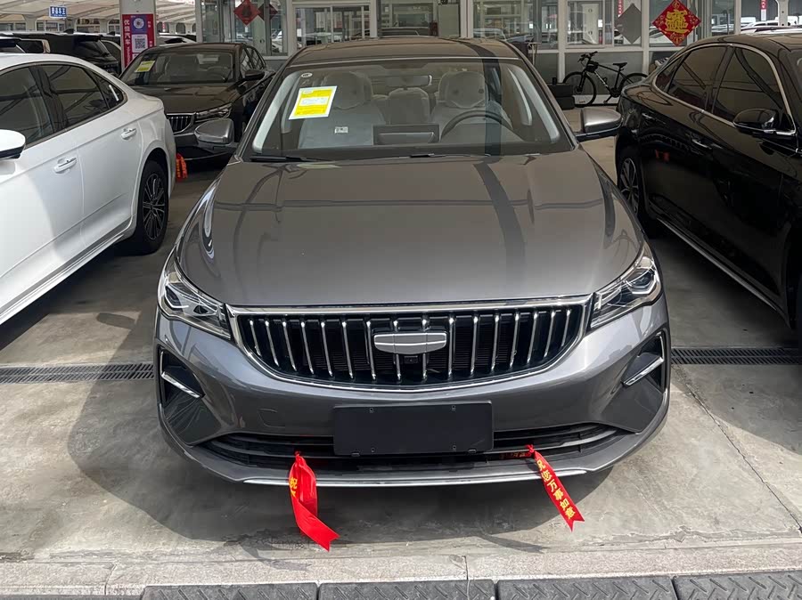 GEELY Emgrand 2026 car image #3