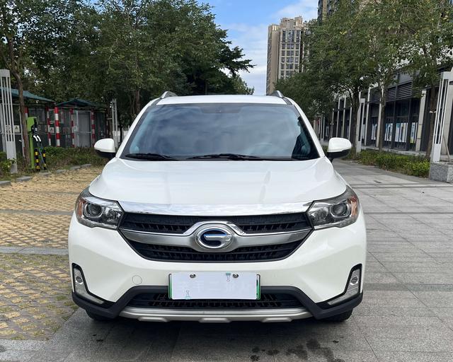 GAC Qizhi PHEV 2018 car image #3