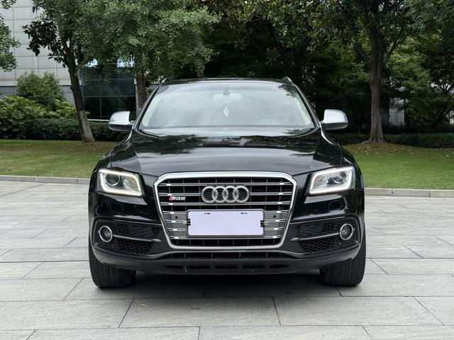 Audi Q5 (Imported) 2012 car image #3